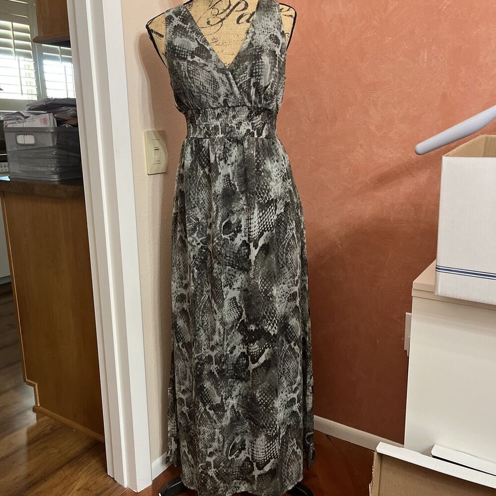 Chaundry Womens Maxi Dress Medium Green Grey  Bohemian